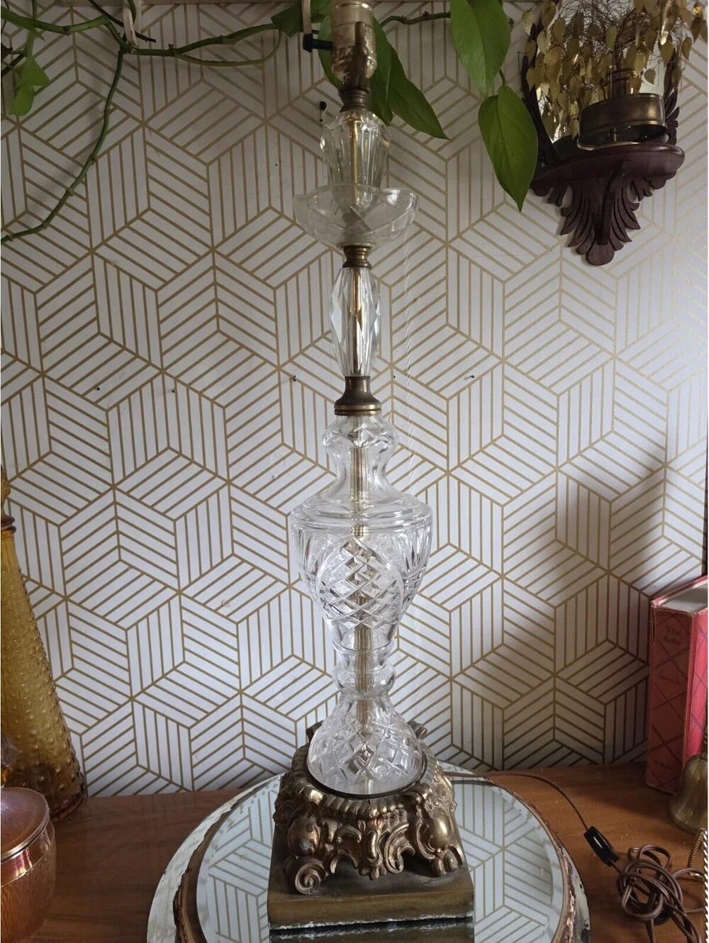 Vintage Hollywood Regency Brass And Cut Crystal And Glass Tall Table Lamp